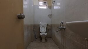 2 BHK Flat For Sale 5