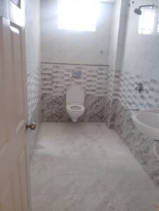 🏡 2 BHK Flat for Sale – 1095 Sqft | East Facing 9